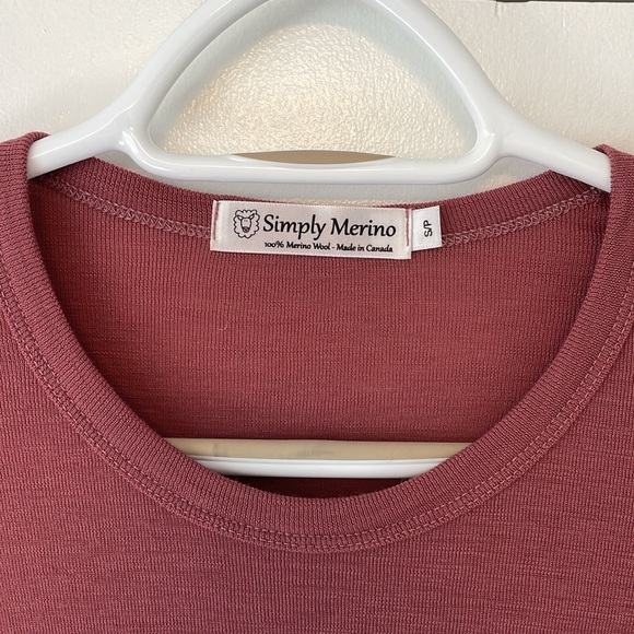 Simply Merino Long Sleeve Top With Thumbholes - Picture 6 of 8